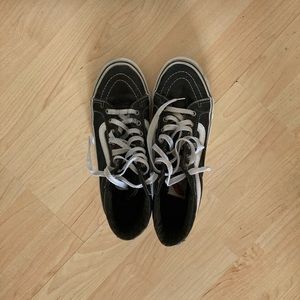 BLACK HIGHTOP VANS